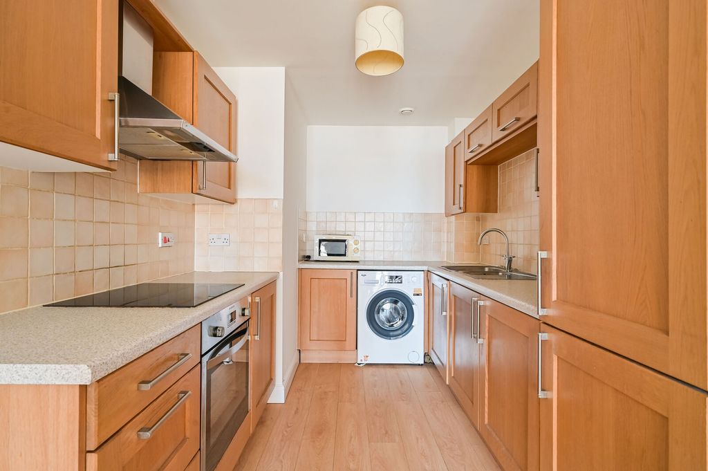 Property photo 2 of 13