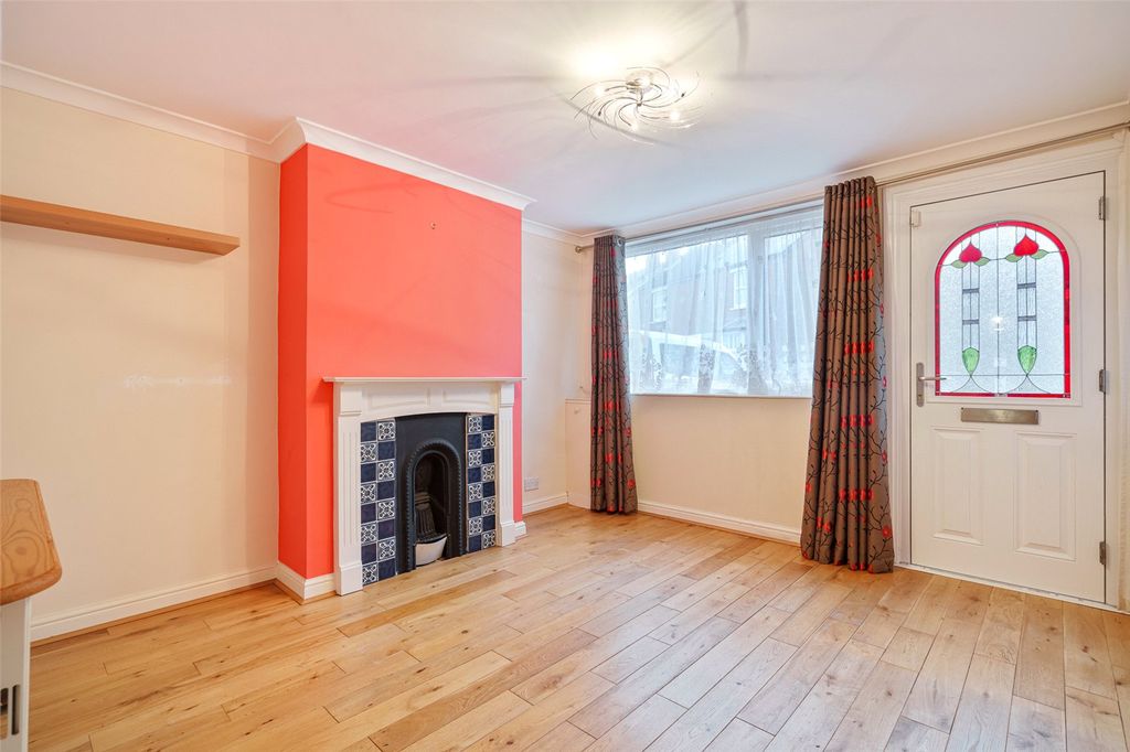 Property photo 2 of 10 Picture No. 07