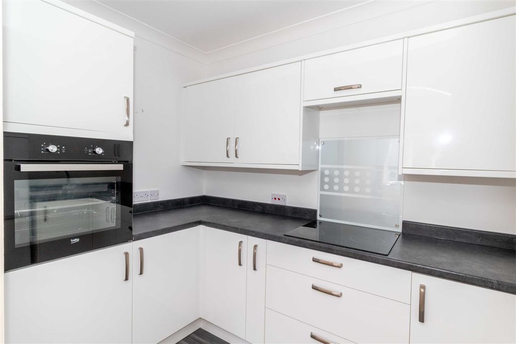 Property photo 3 of 10 Btc-12.Jpg