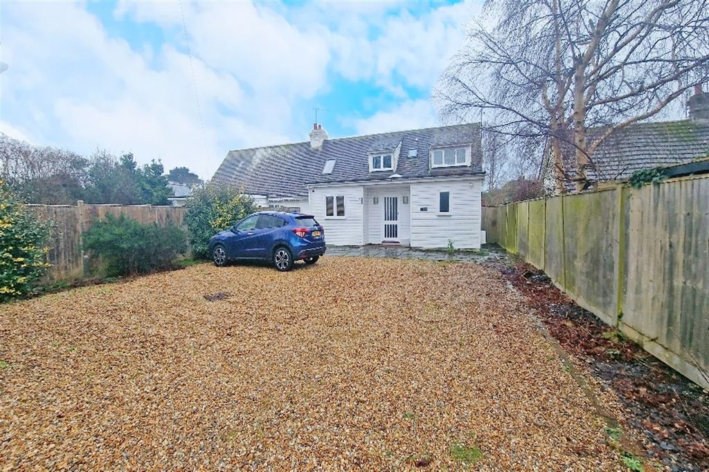 Property photo 1 of 15 (Main)