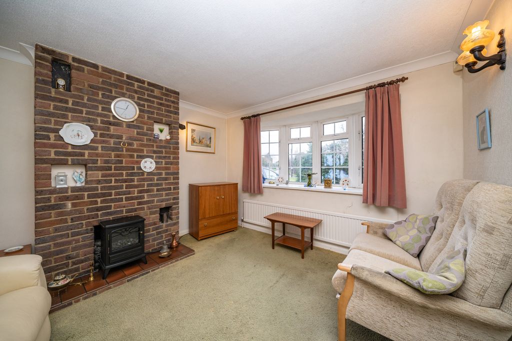 Property photo 2 of 23