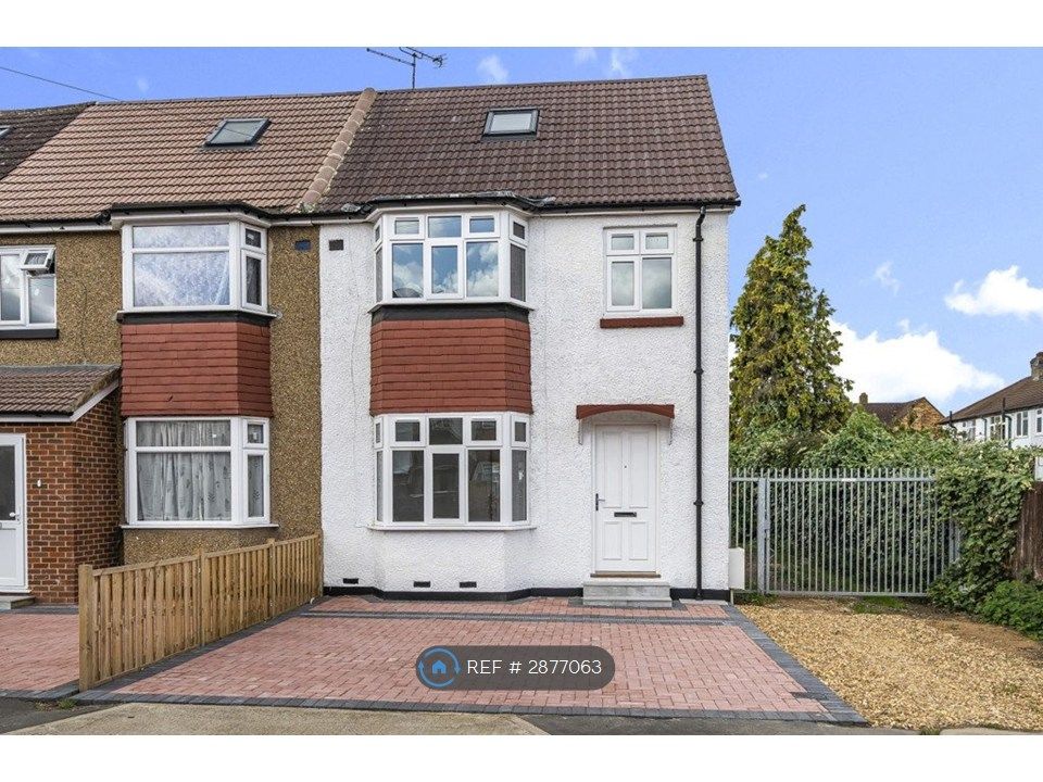 Property photo 2 of 14 Front