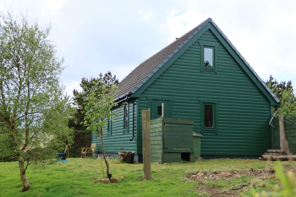 Property photo 3 of 41