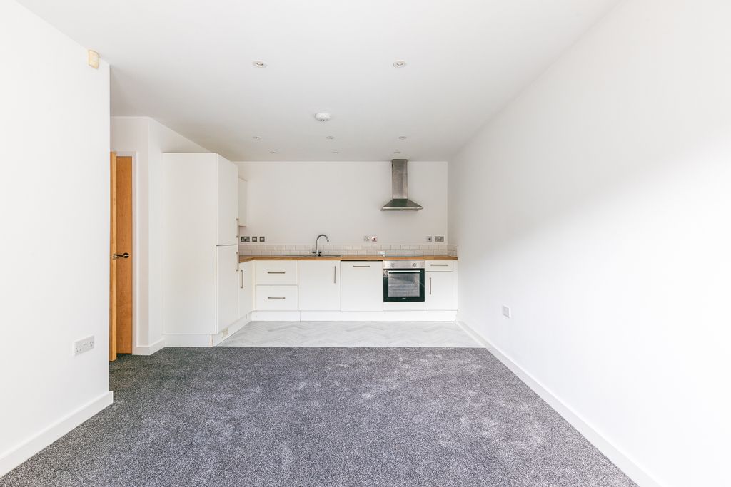 Property photo 2 of 14 2