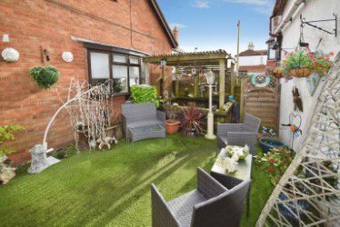 Property photo 2 of 21