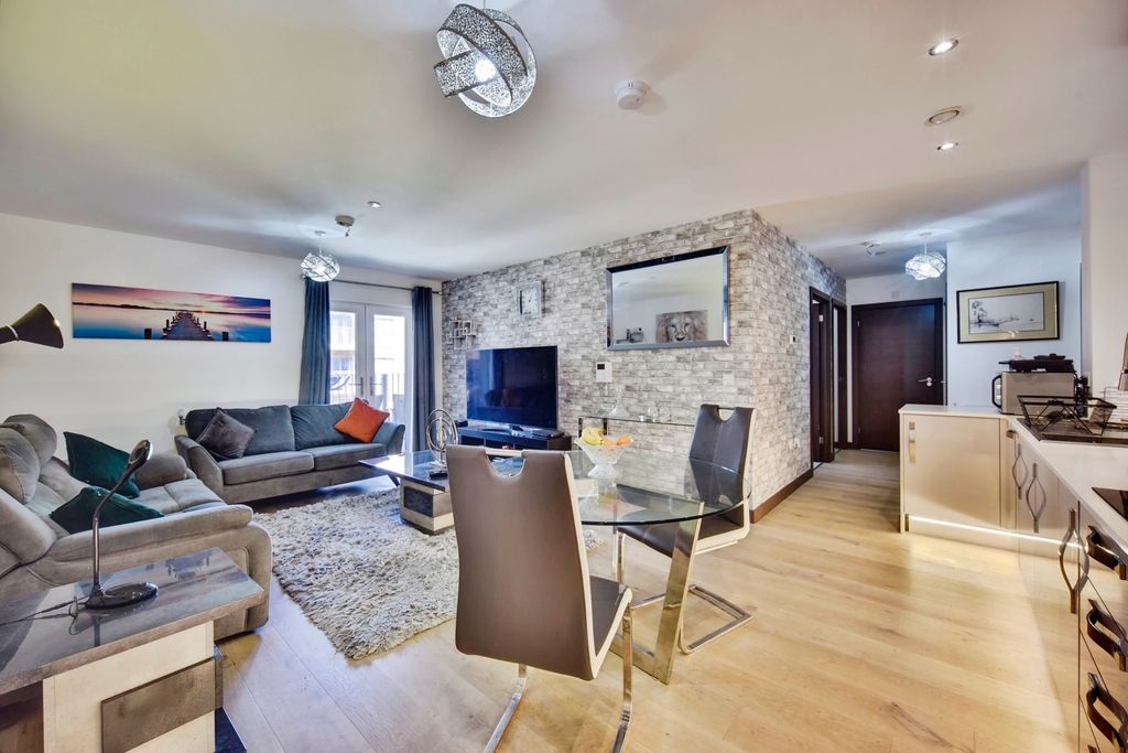 Property photo 1 of 12 Pbox-Img.Jpg