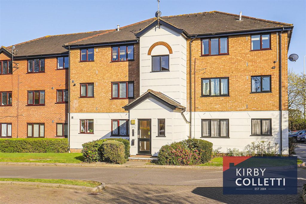 Property photo 1 of 8