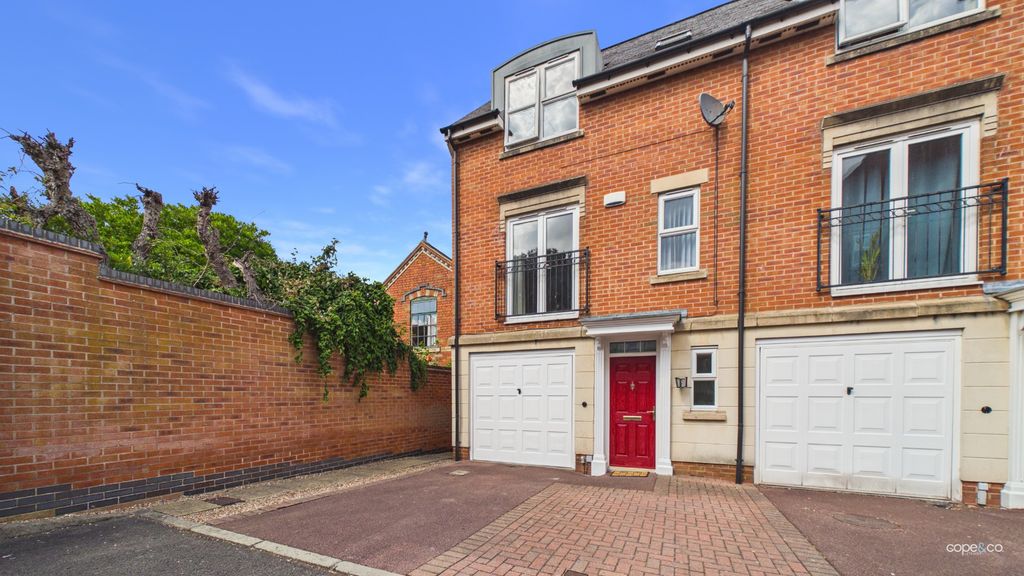 Property photo 1 of 16 2844102