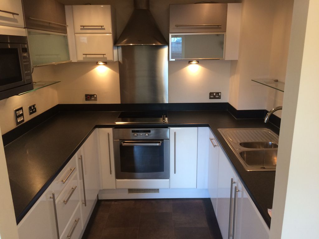 Property photo 1 of 5