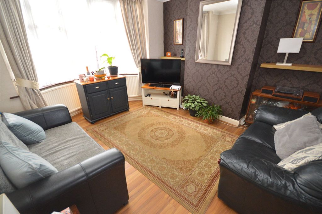 Property photo 2 of 13 Picture No. 02