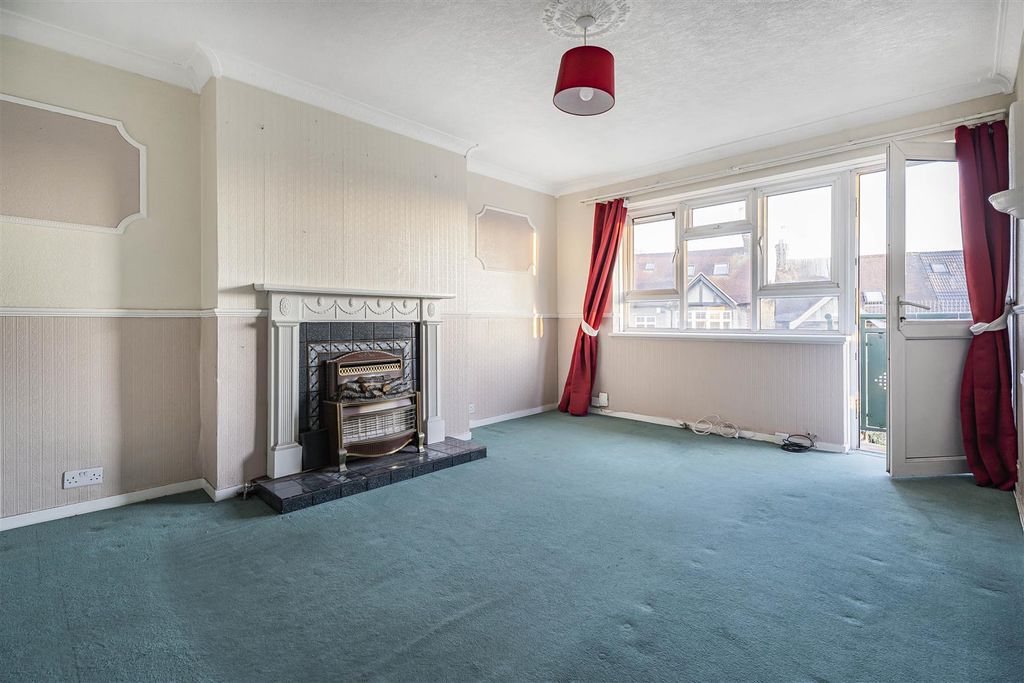 Property photo 2 of 22 2