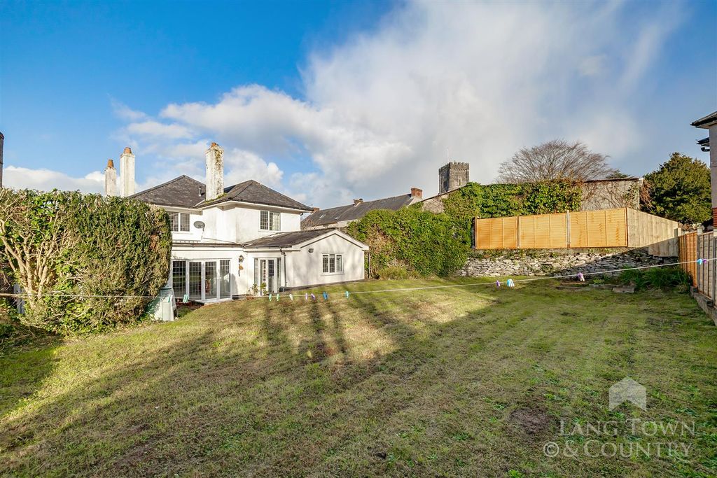 Property photo 1 of 16 0034.Jpg