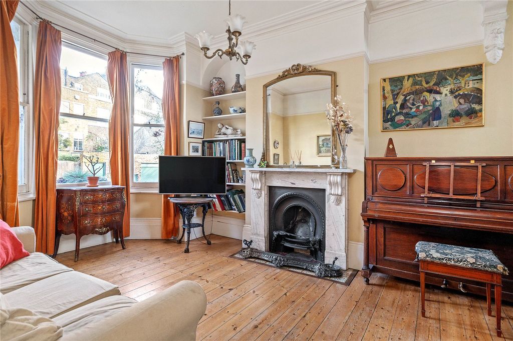 Property photo 3 of 52 Picture No. 19