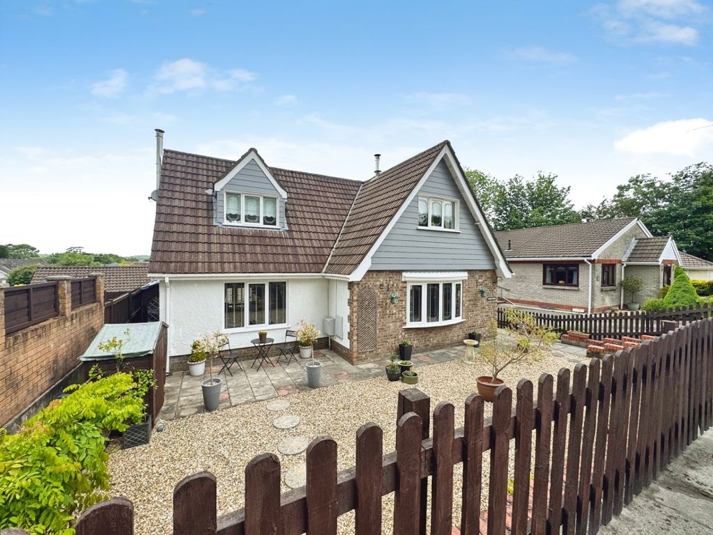 Property photo 1 of 46 3862362