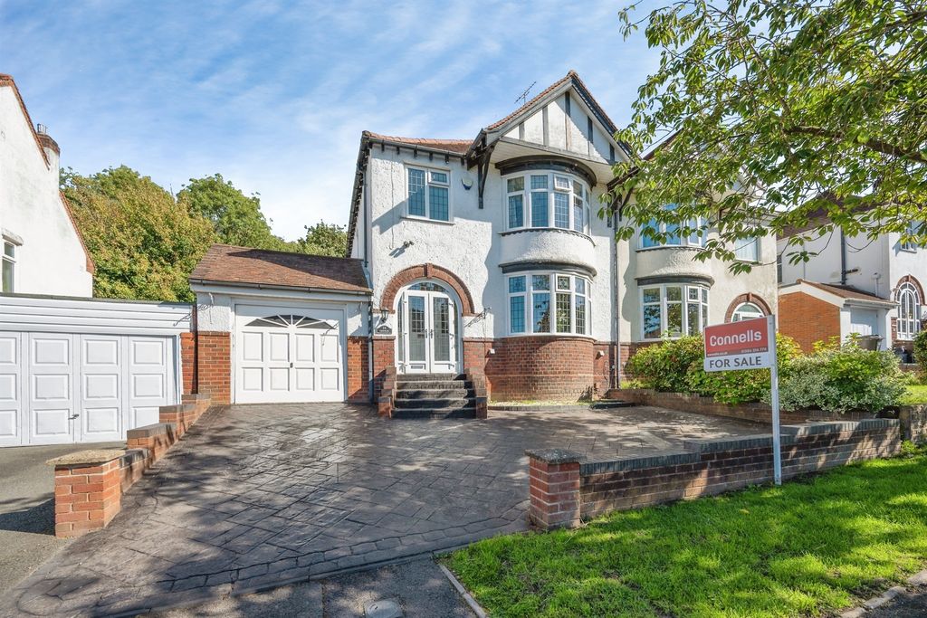 Property photo 1 of 16