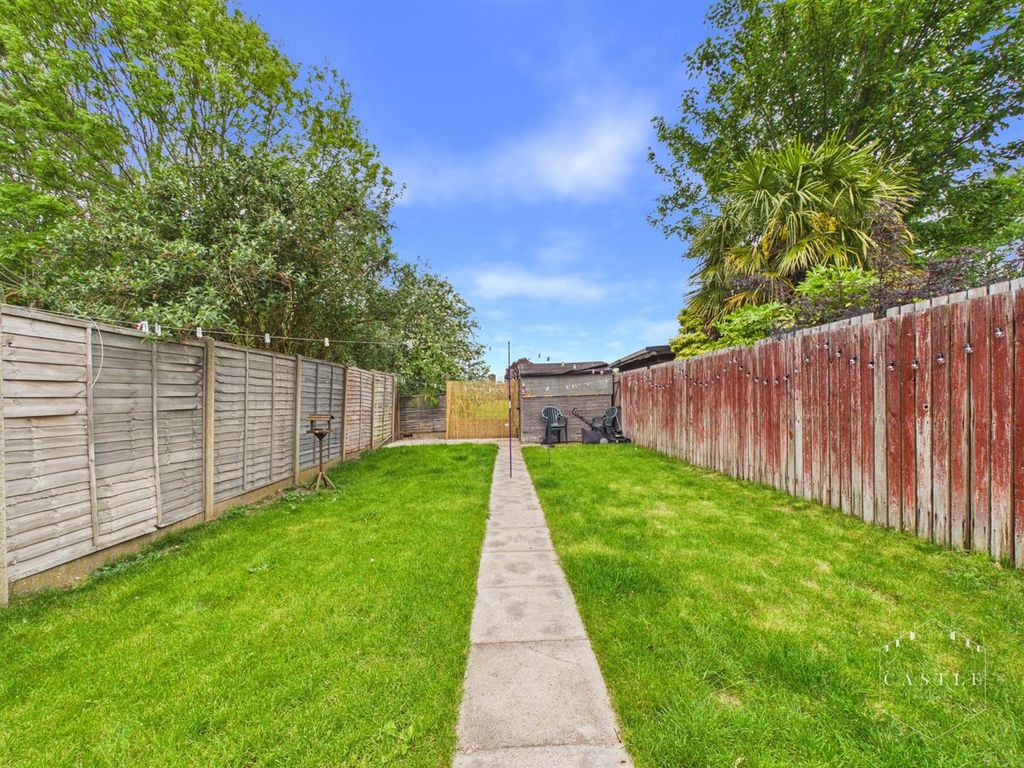 Property photo 2 of 13 Outside