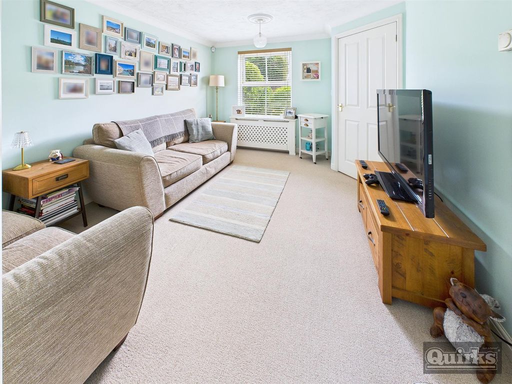 Property photo 3 of 11 Cam02342G0-Pr0104-Still009.Jpg