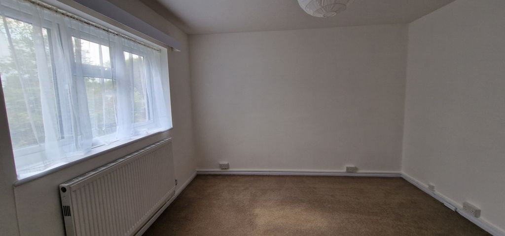 Property photo 2 of 11 Rear Bedroom