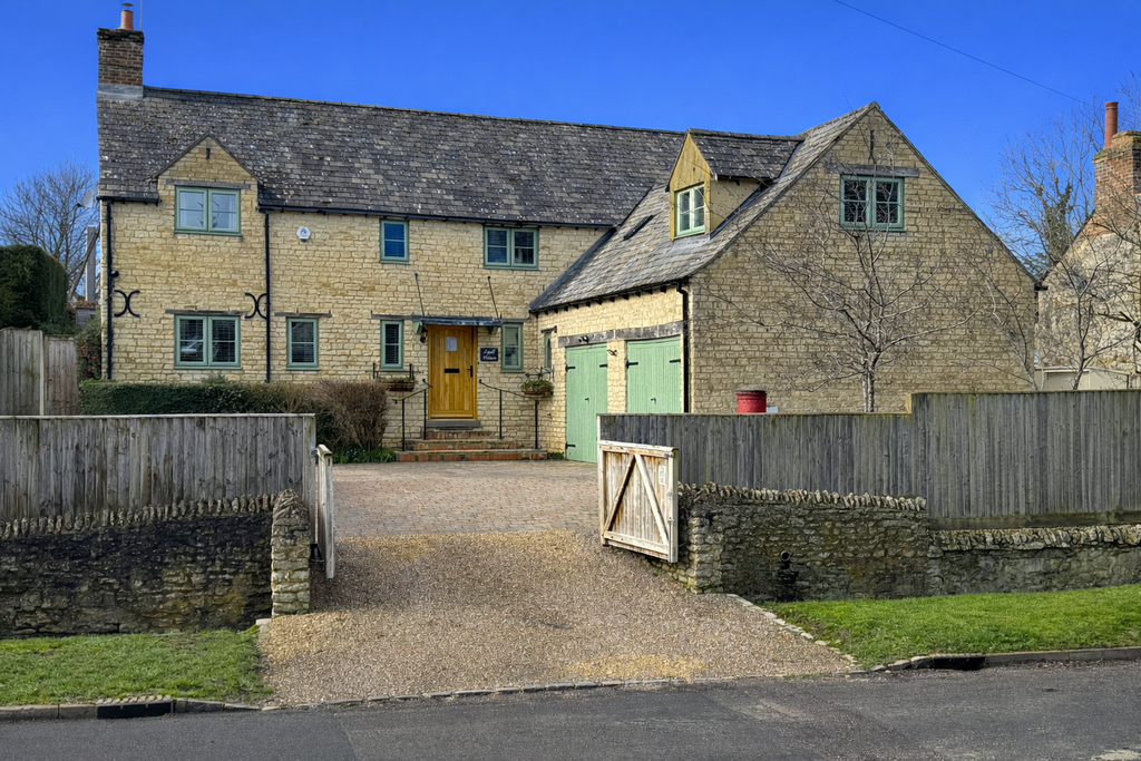 Property photo 1 of 22