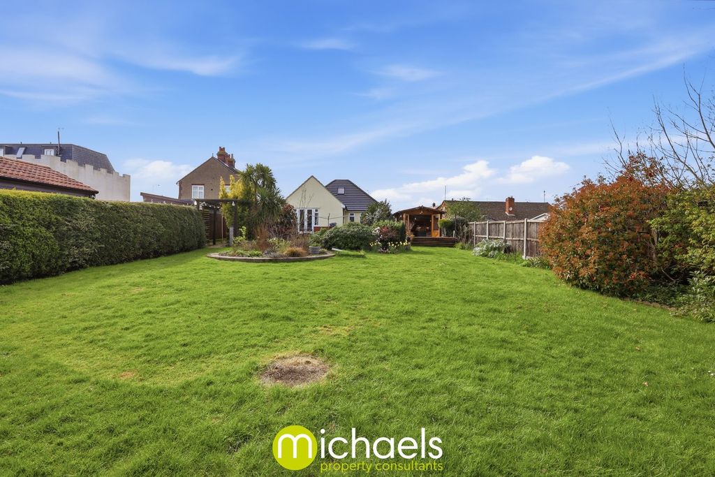 Property photo 2 of 45