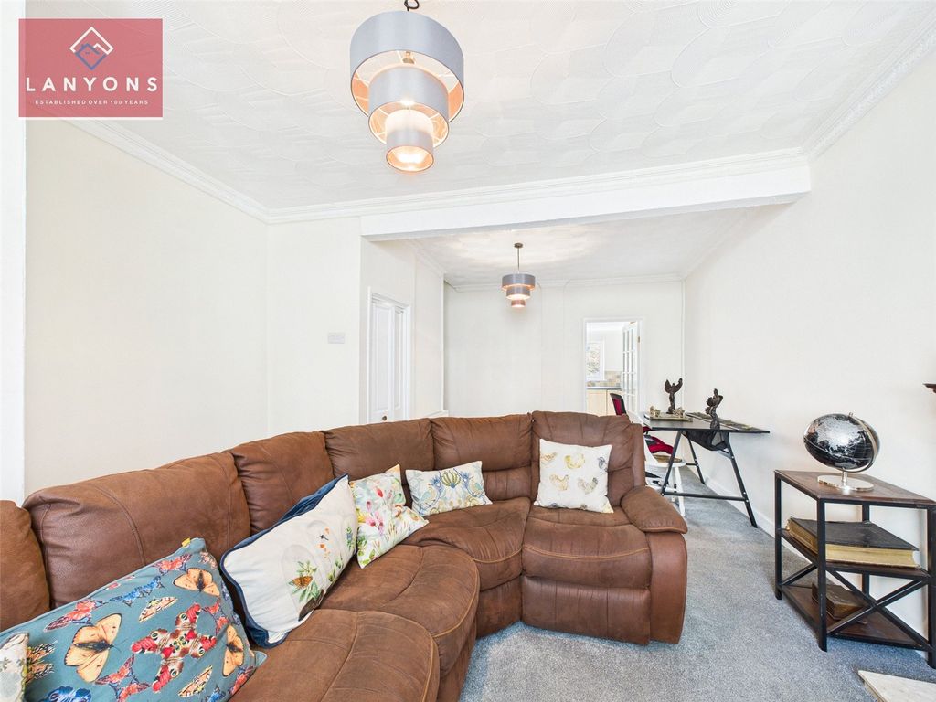 Property photo 2 of 22 Picture No. 10