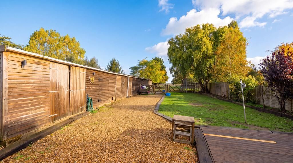 Property photo 3 of 24