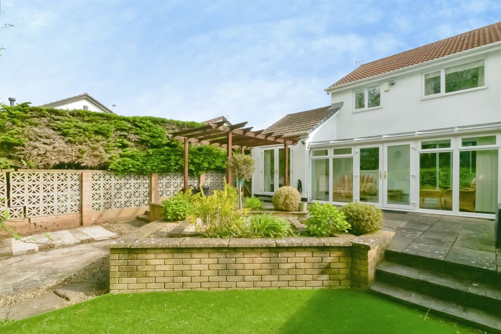 Property photo 3 of 34