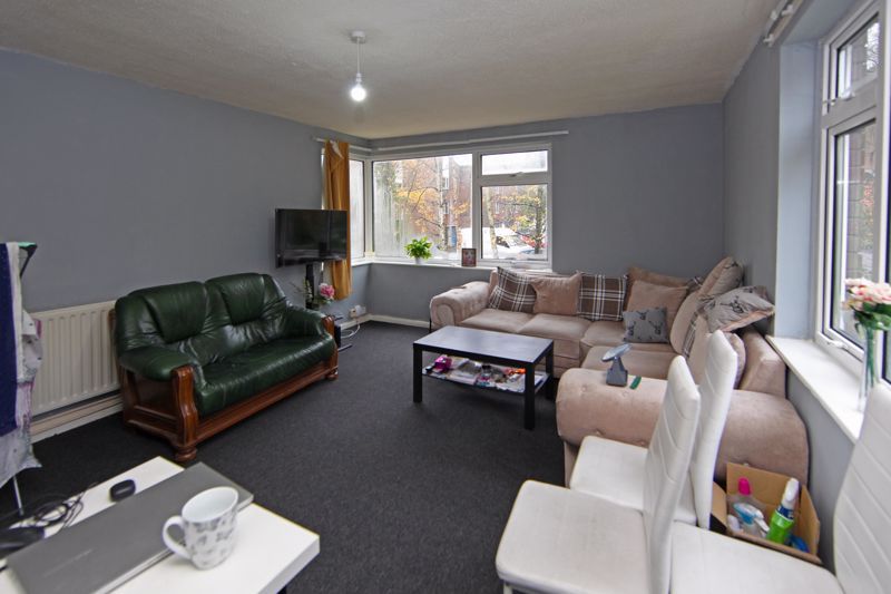 Property photo 2 of 12 Photo 3