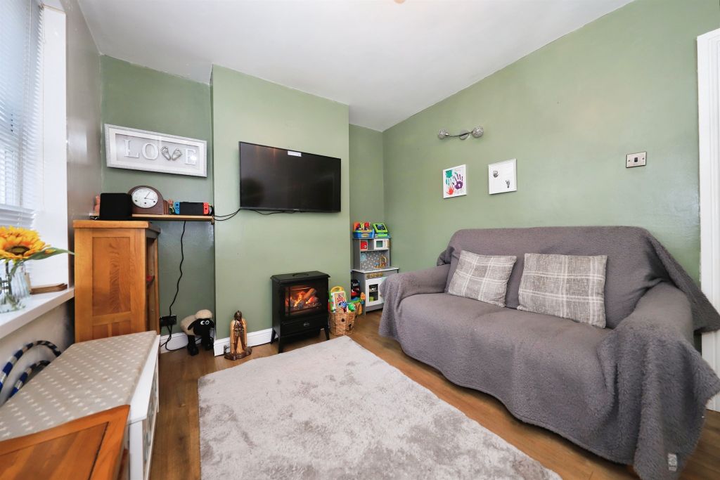 Property photo 3 of 16