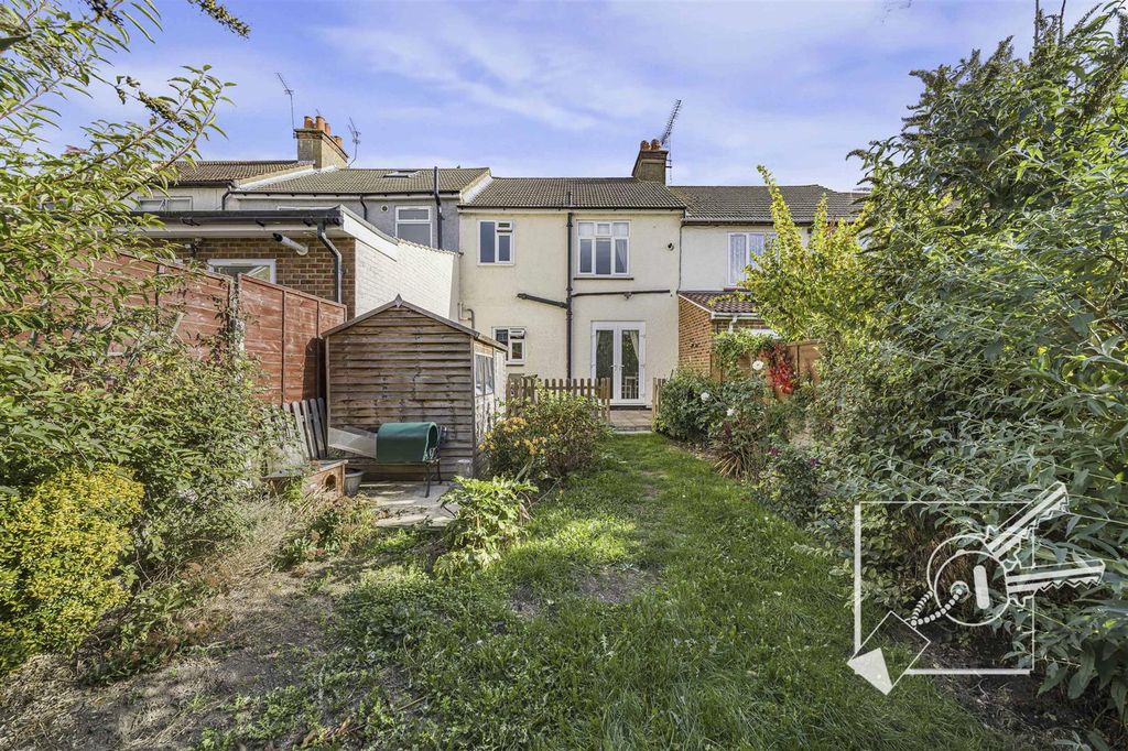 Property photo 2 of 23