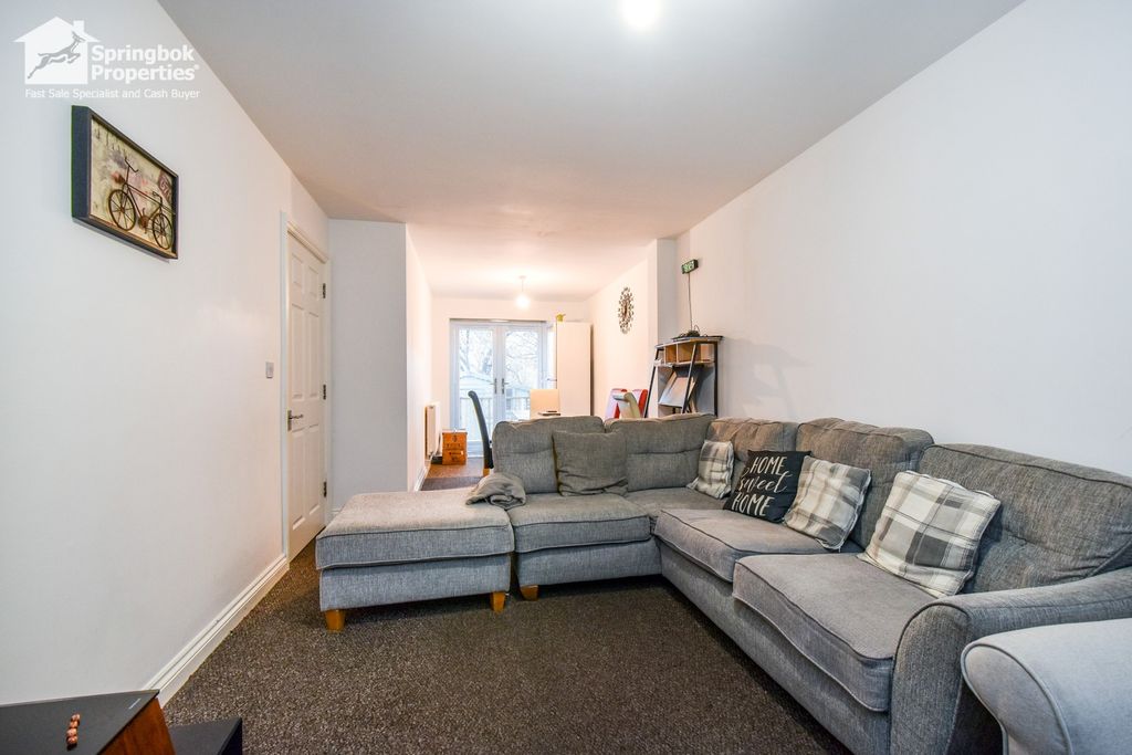 Property photo 3 of 17 Image 3