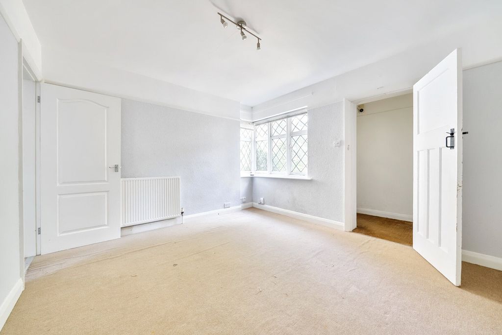 Property photo 2 of 13 Sitting Room