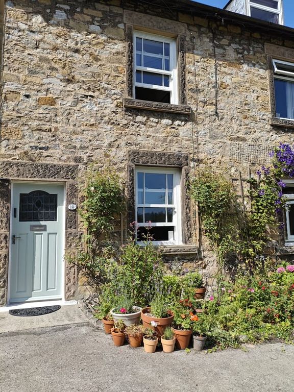 Property photo 2 of 17
