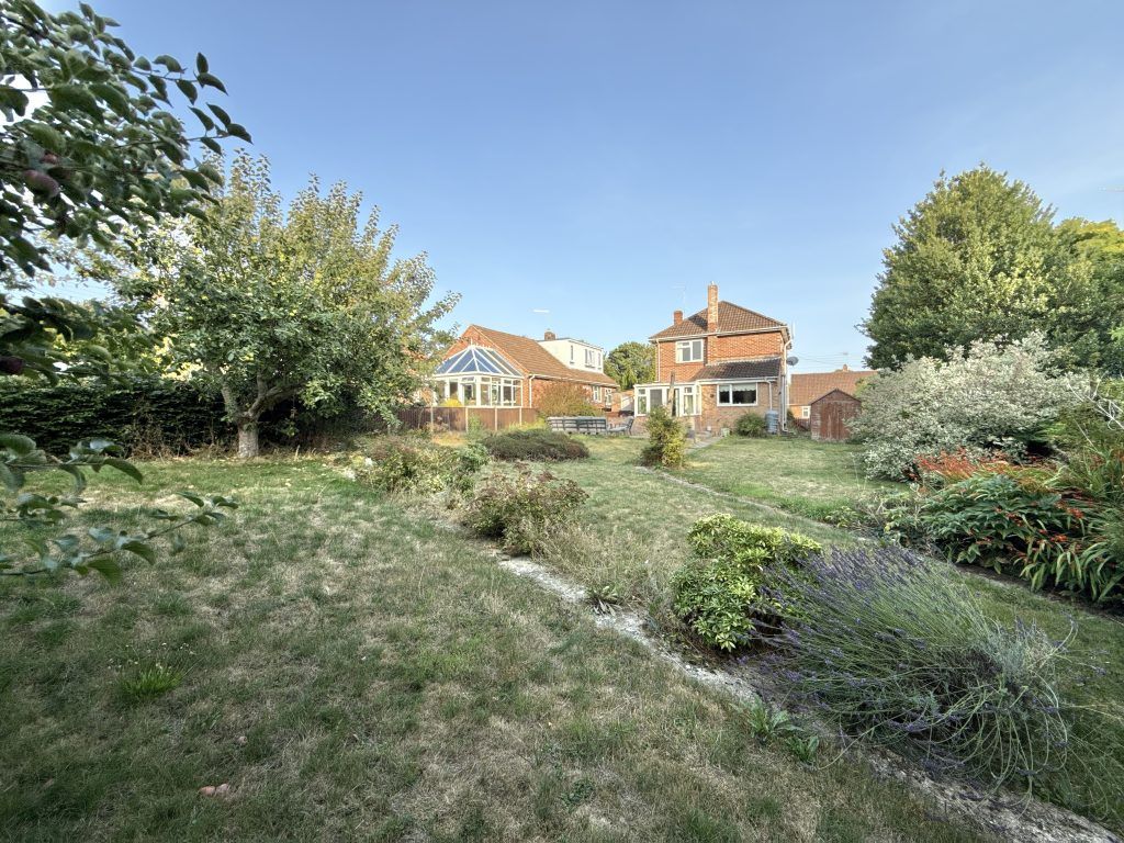 Property photo 3 of 16