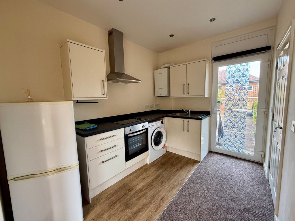Property photo 3 of 8 Flat A Kitchen