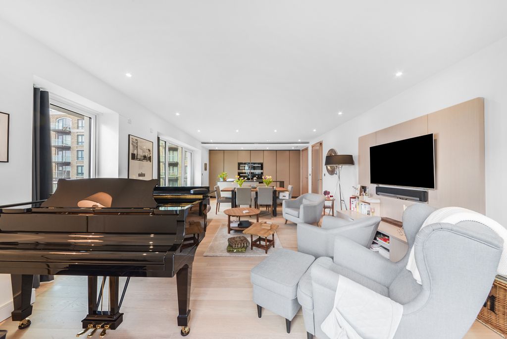 Property photo 2 of 25 Picture No. 42