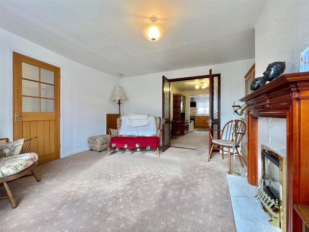 Property photo 3 of 19 Picture No. 13