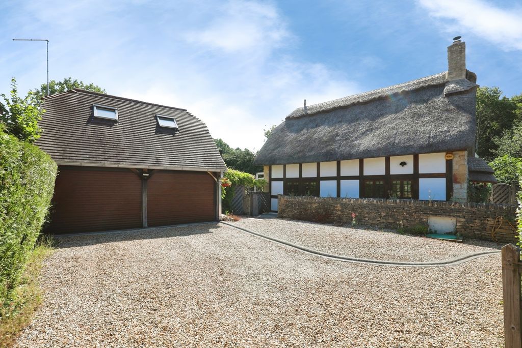 Property photo 1 of 29 Pbox-Img.Jpg
