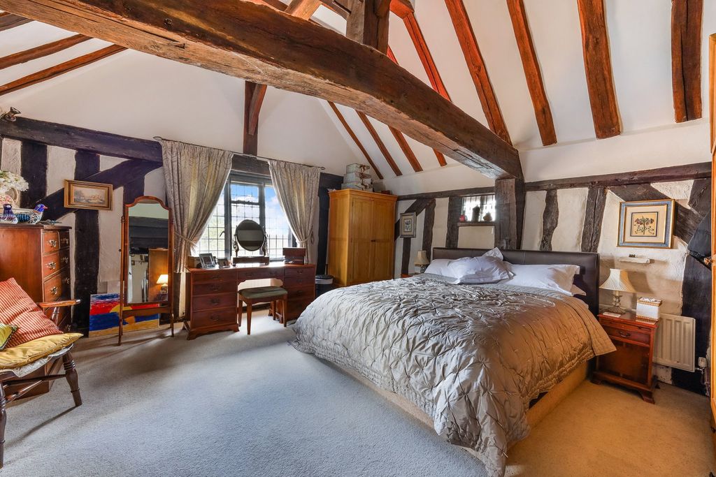 Additional image 11 of 3 bed semi-detached house for saleChurch Road, Lingfield, Surrey RH7