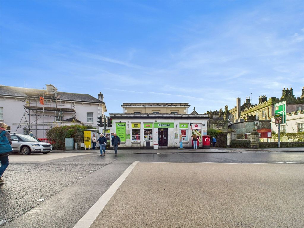 Property photo 1 of 19 Picture No. 01