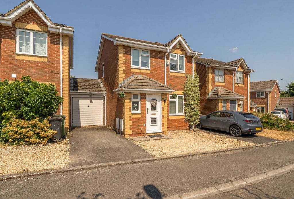 Property photo 1 of 21 1499135-1-6A69F5c...