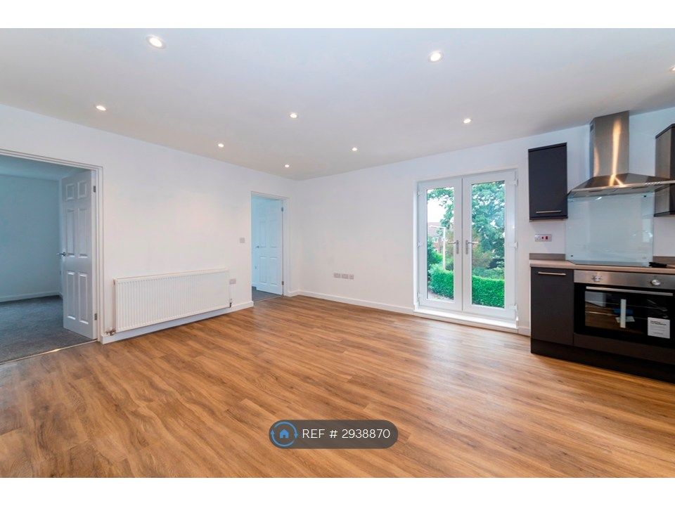Property photo 1 of 13 Main Living Space