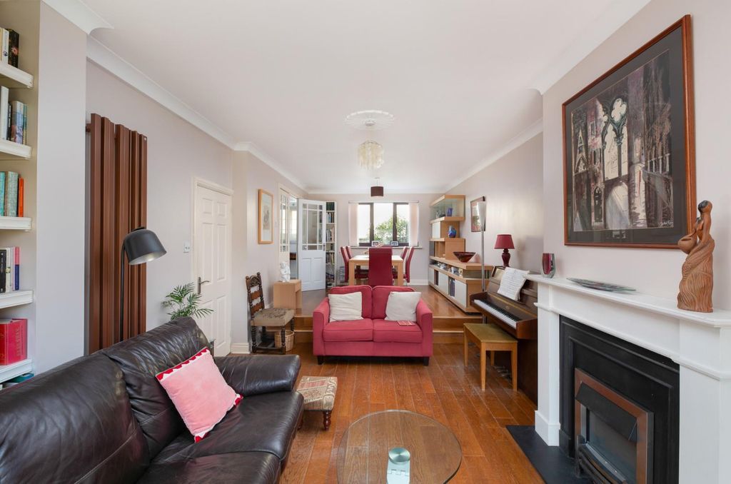Property photo 3 of 38 1 Middle Lane-37.Jpg