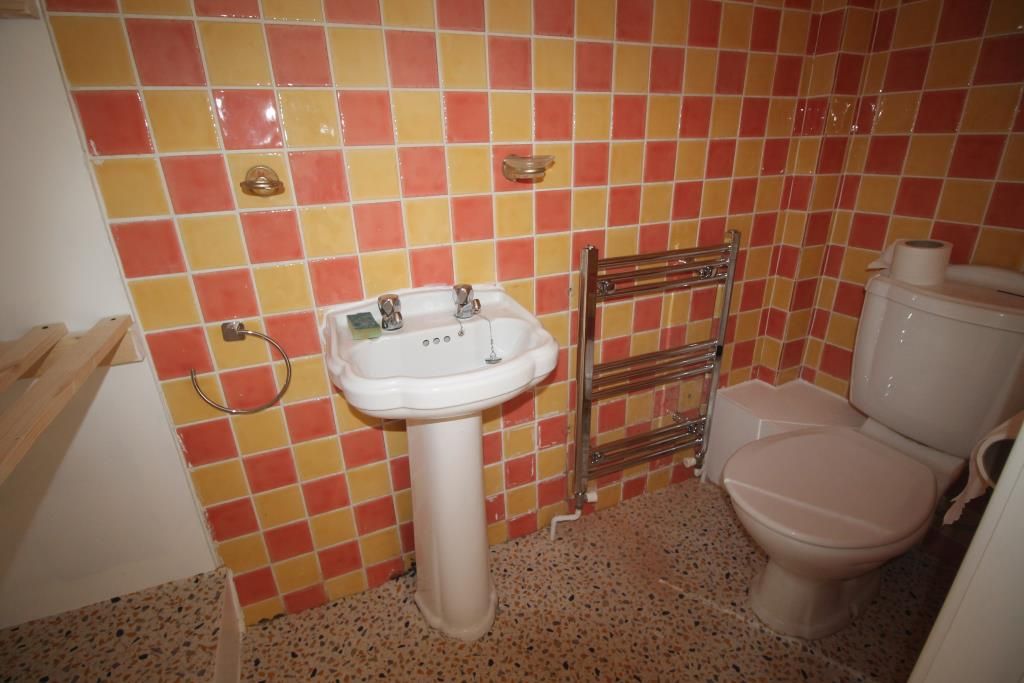 Property photo 3 of 9