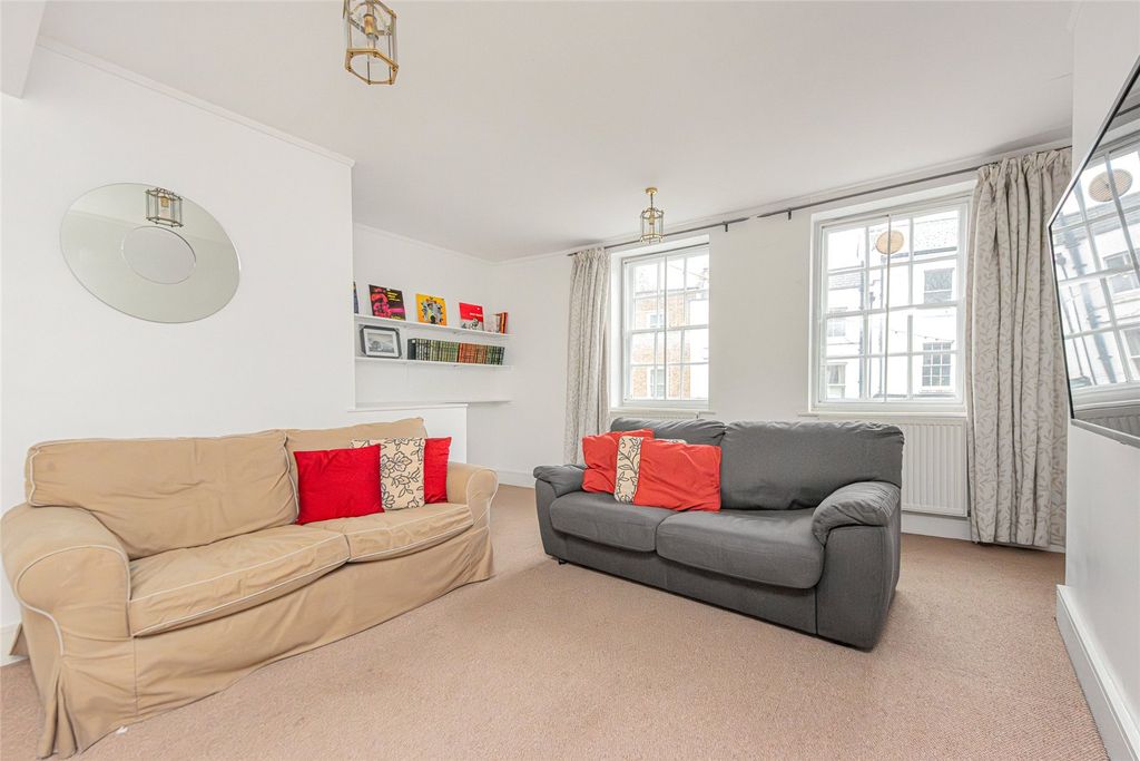 Property photo 3 of 13 Picture No. 05