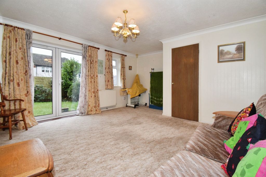 Property photo 3 of 17