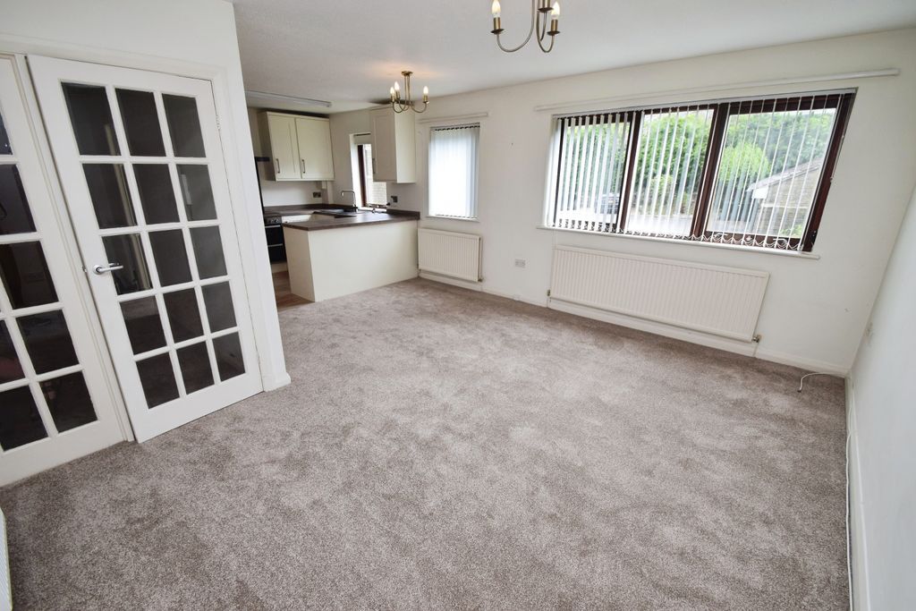 Property photo 3 of 13 1c10d71A-Lounge 201
