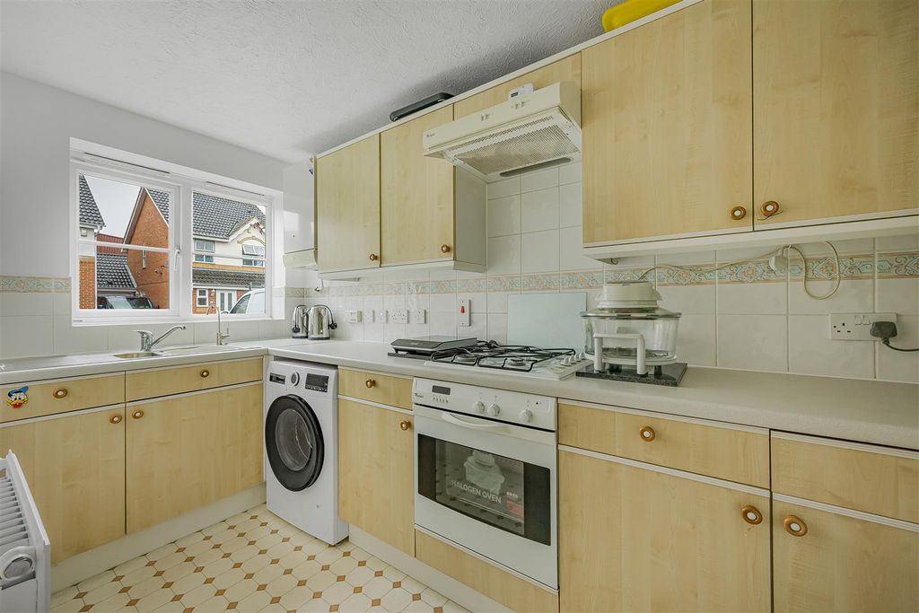 Property photo 3 of 17 20_94620.Jpg