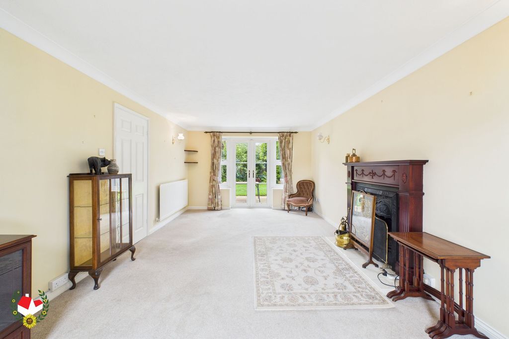 Property photo 2 of 16