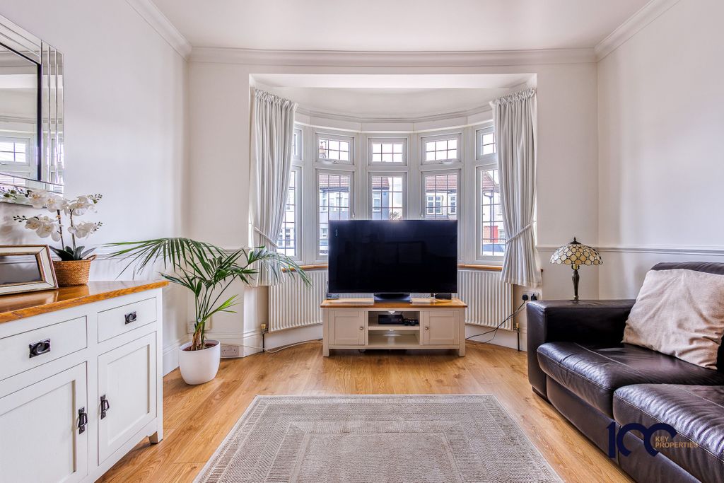 Property photo 3 of 30